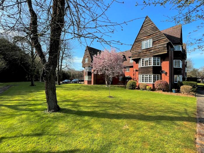 1 Bedroom Flat To Rent In Heath House, Milton Road, Ickenham, UB10