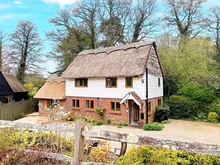 4 Bedroom Detached House To Rent In Sheepwash Lane, Uckfield, TN22