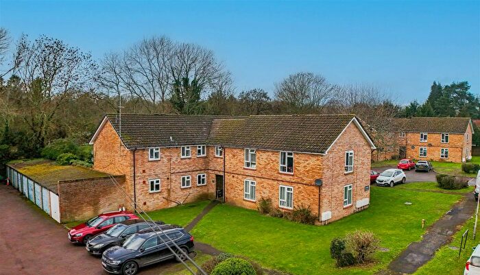 3 Bedroom Flat For Sale In Downer Drive, Sarratt, Rickmansworth, WD3