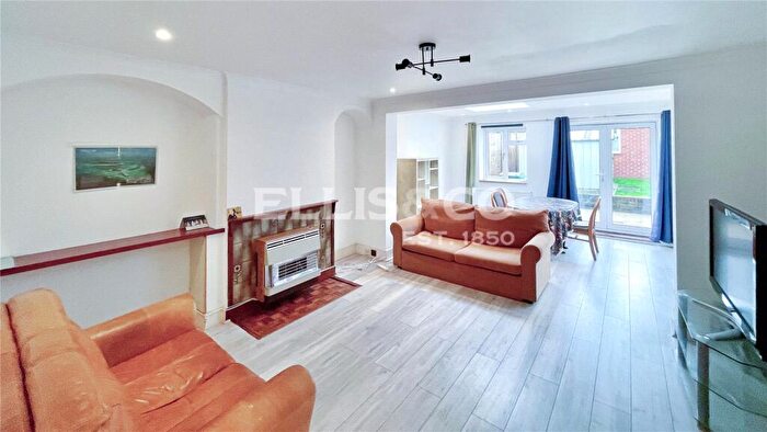 4 Bedroom Semi Detached House To Rent In Lyon Park Avenue, Wembley, HA0