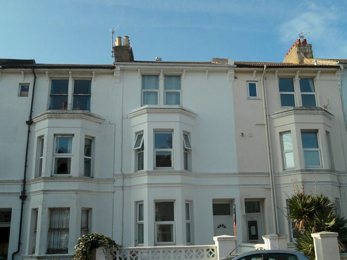 1 Bedroom Flat To Rent In Queens Park Road, Brighton, BN2