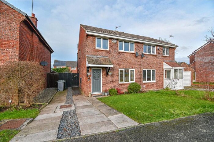 3 Bedroom Semi Detached House For Sale In Bromsgrove Road, Greasby, Wirral, CH49