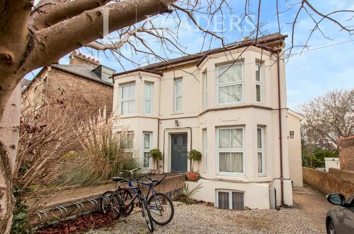 Studio To Rent In Milton Road, Cambridge, CB4