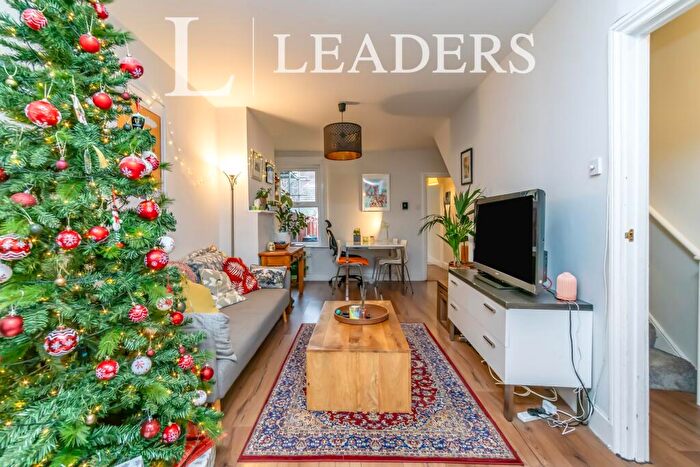 3 Bedroom Terraced House To Rent In Beaconsfield Road, CR0