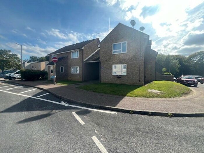 1 Bedroom Flat To Rent In Mayflower Court, Harlow, CM19