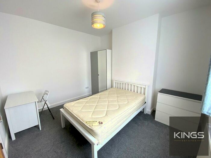 4 Bedroom Terraced House To Rent In Baileys Road, Southsea, PO5