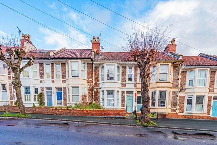 5 Bedroom Terraced House To Rent In Court Road, Horfield, Bristol, BS7