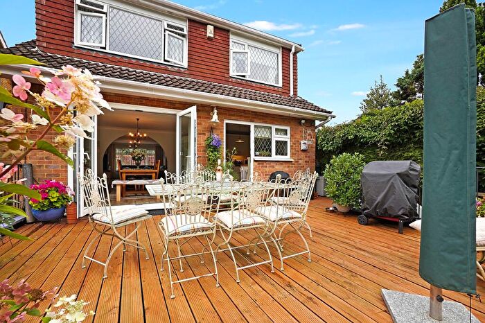 4 Bedroom Detached House For Sale In Hallsfield Road, Walderslade, ME5