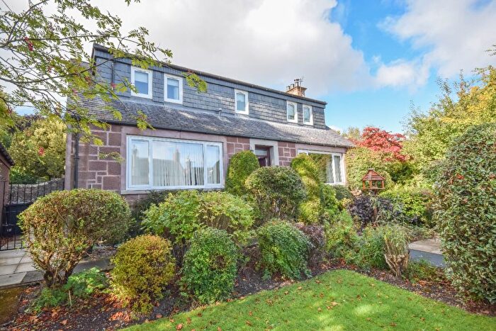 3 Bedroom Detached House To Rent In Brechin Road, Kirriemuir, Angus, DD8