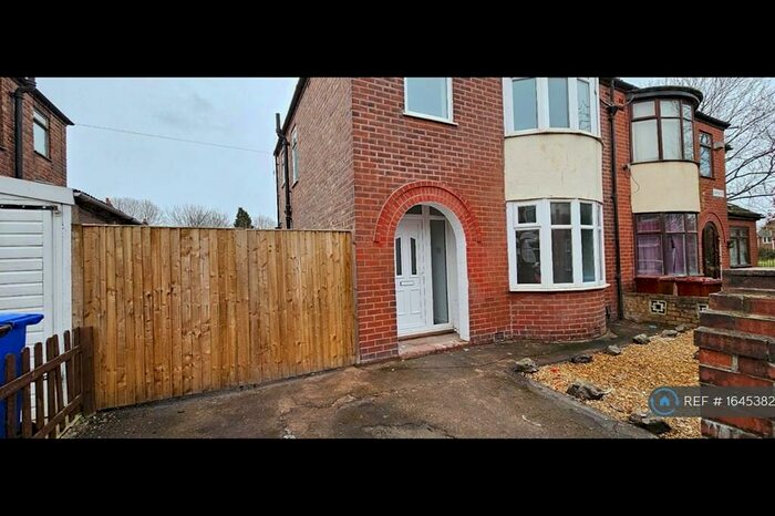 3 Bedroom Semi-Detached House To Rent In Harrop Street, Manchester, M18