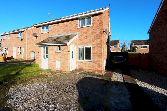 2 Bedroom Semi-Detached House To Rent In Butterton Drive, Chesterfield, Linacre Woods, Chesterfield, Derbyshire, S40