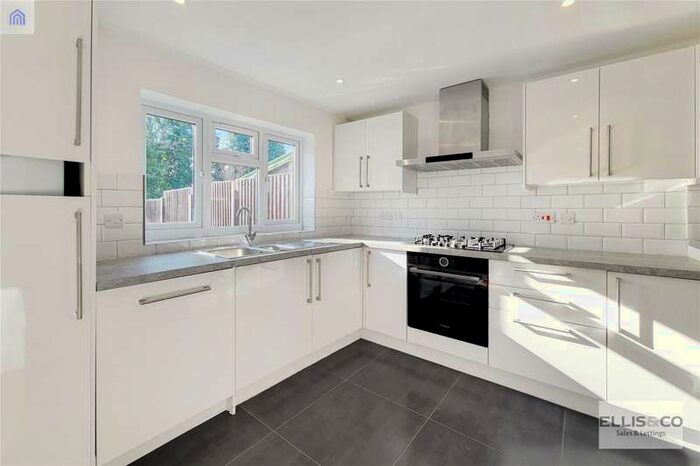 4 Bedroom Terraced House To Rent In Tokyngton Avenue, Wembley HA9