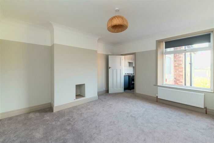 3 Bedroom Flat To Rent In Addycombe Terrace, Heaton, Newcastle Upon Tyne, NE6