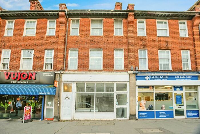 3 Bedroom Flat For Sale In Lower Addiscombe Road, Croydon, Surrey, CR0