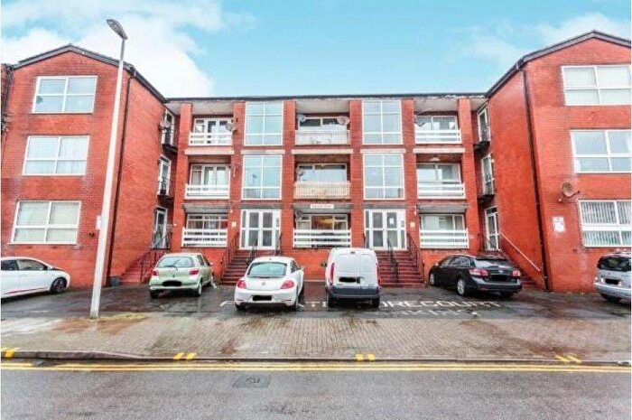 2 Bedroom Flat To Rent In Adelaide Street, Blackpool, Lancashire, FY1