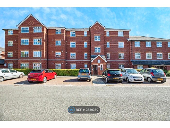 2 Bedroom Flat To Rent In Massingberd Way, London, SW17