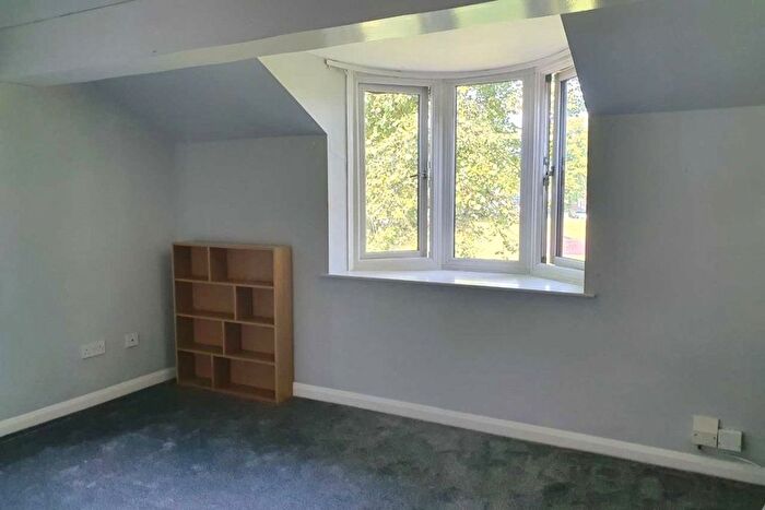 1 Bedroom Flat For Sale In Granville Gardens, Hinckley, Leicestershire, LE10