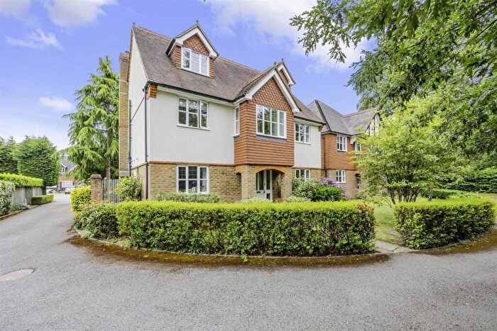 5 Bedroom Detached House To Rent In Tadworth Street, Tadworth, KT20