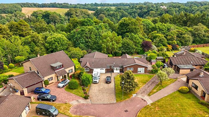 5 Bedroom Bungalow For Sale In Lumley Drive, Peterlee, SR8