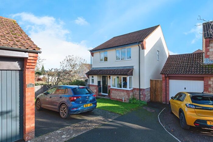 4 Bedroom Detached House For Sale In Millstream Gardens, Tonedale, Wellington, TA21