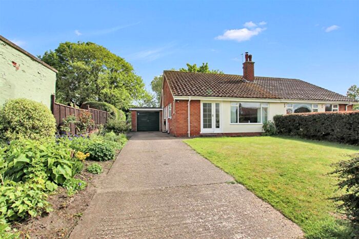 2 Bedroom Semi-Detached Bungalow For Sale In Sandy Lane, Tealby, LN8