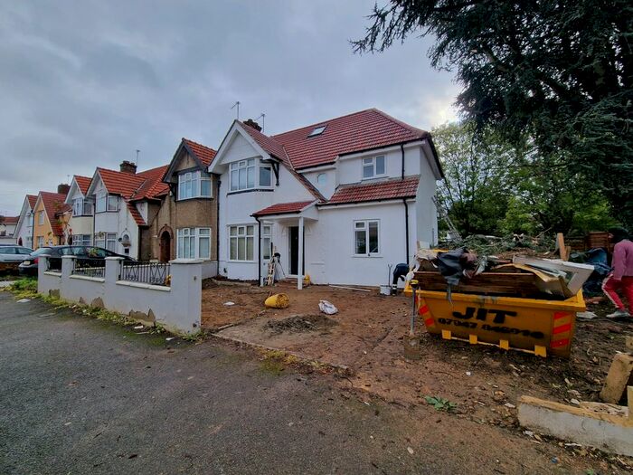 8 Bedroom Semi-Detached House To Rent In Thornton Avenue, West Drayton, UB7