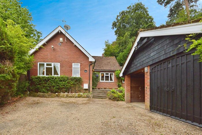 4 Bedroom Bungalow For Sale In Hardwick Road, Woburn Sands, Milton Keynes, MK17