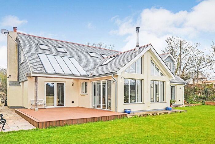 4 Bedroom Detached House For Sale In Sparry Bottom, Carharrack, TR16
