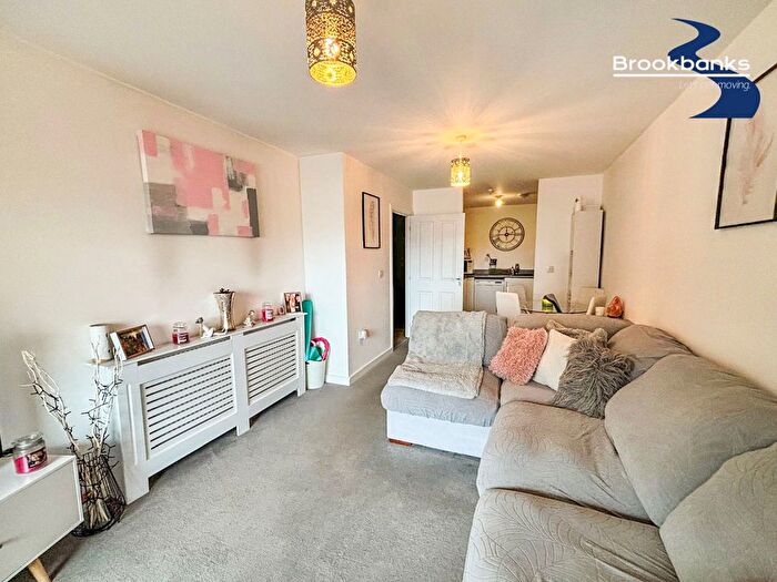 1 Bedroom Flat For Sale In Discovery Drive, Swanley, BR8