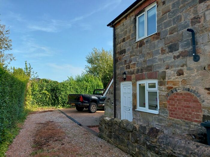 2 Bedroom Cottage To Rent In Fermor Row, Crowborough, TN6