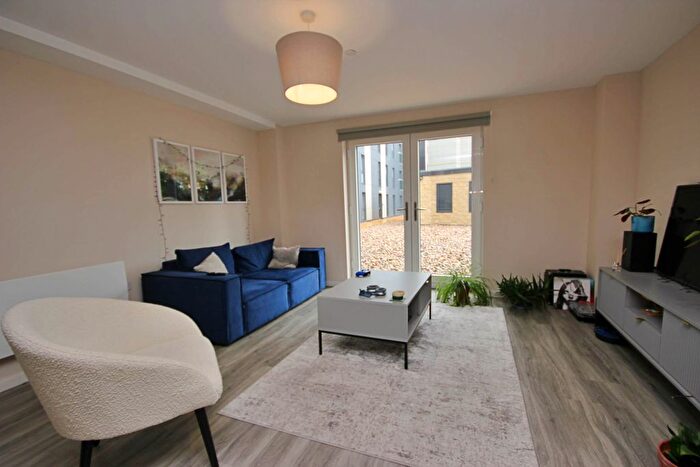 2 Bedroom Flat To Rent In Belltower, Manchester, M15