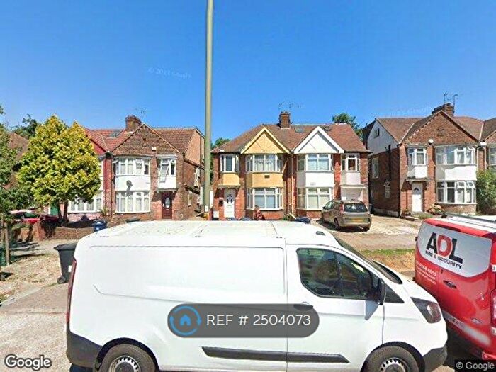 Studio To Rent In Brentfield Gardens, London, NW2