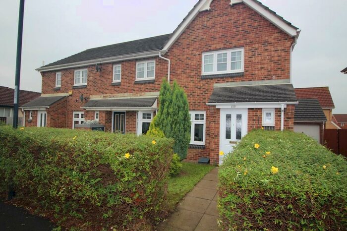 2 Bedroom End Of Terrace House To Rent In Chesters Avenue, Longbenton, Newcastle Upon Tyne, NE12