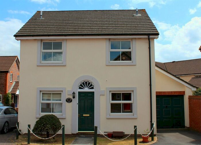 3 Bedroom Detached House To Rent In Cashford Gate, Taunton, TA2
