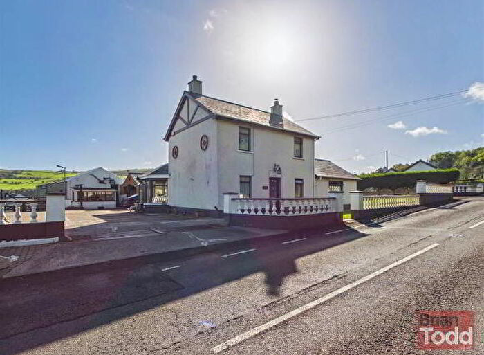 4 Bedroom Detached House For Sale In Ballymena Road, Ballymena, BT44