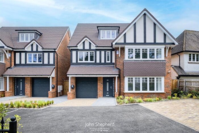 6 Bedroom Detached House For Sale In Warwick Road, Solihull, West Midlands, B91