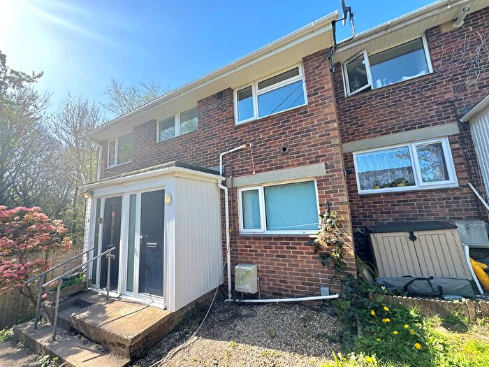 2 Bedroom Maisonette To Rent In Silver Birch Close, Southampton, SO19