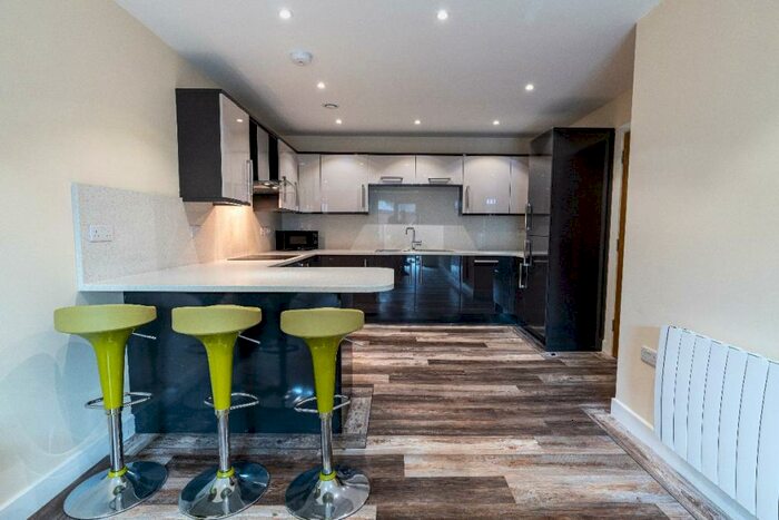 3 Bedroom Apartment To Rent In Ecco, S11