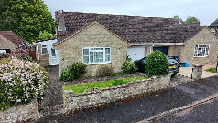 2 Bedroom Semi-Detached Bungalow For Sale In Packers Way, Misterton - No Onward Chain, TA18