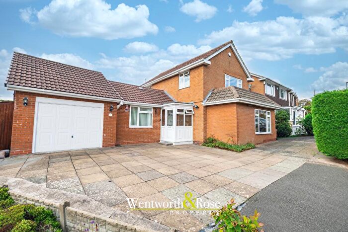4 Bedroom Semi-Detached House For Sale In Radford Road, Bournville Village Trust, Birmingham, B29