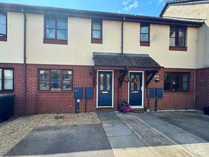 3 Bedroom Terraced House To Rent In Staddon Gardens, Torquay, TQ2