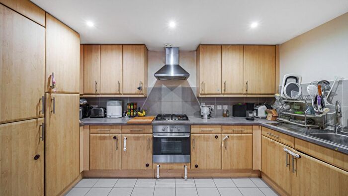 2 Bedroom Flat For Sale In Cottington Street, London, SE11