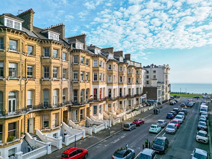 1 Bedroom Flat For Sale In First Avenue, Hove, BN3
