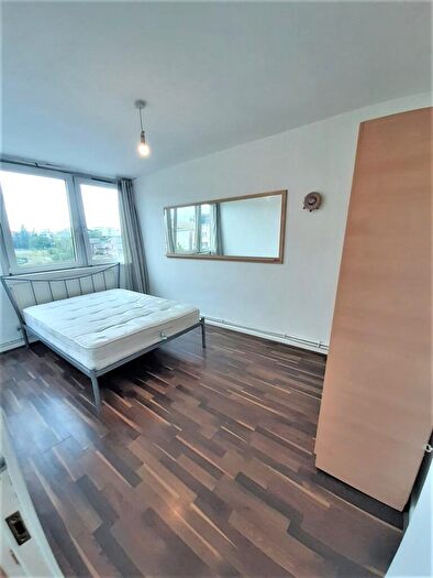 4 Bedroom Flat To Rent In Augusta Street, Poplar, E14