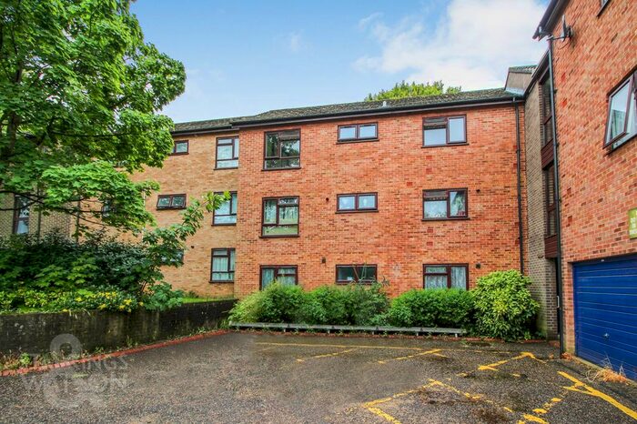2 Bedroom Flat To Rent In Black Horse Opening, Norwich, NR3