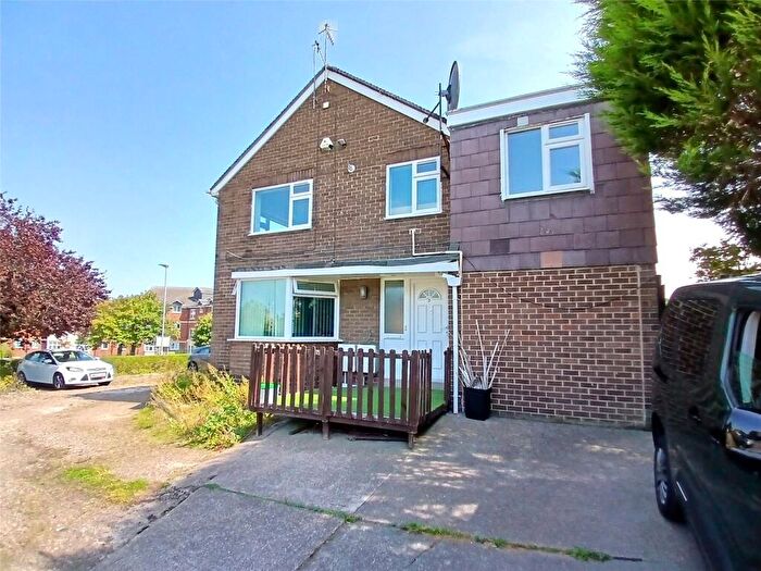 2 Bedroom Apartment To Rent In Low Close, Prudhoe, NE42