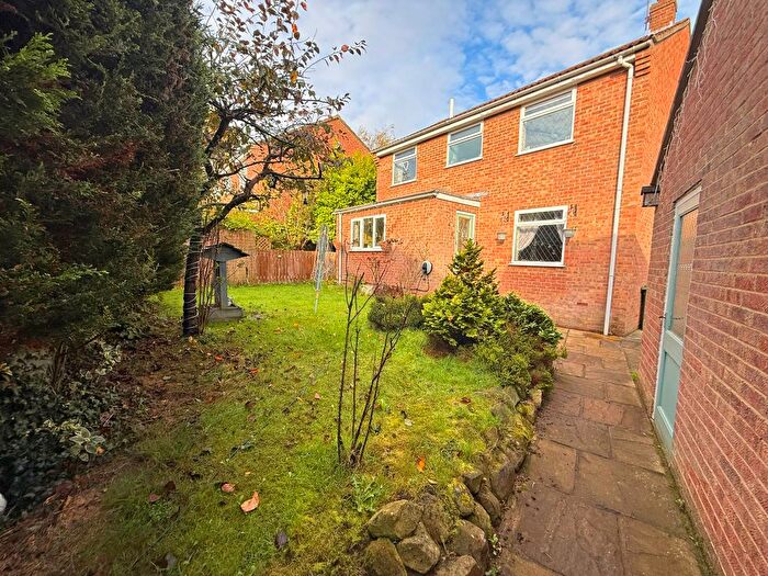 4 Bedroom Detached House For Sale In Skiplam Close, Scarborough, YO12