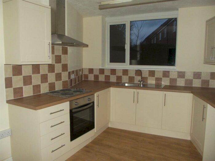 1 Bedroom Flat To Rent In Annesley Road, Hucknall, NG15