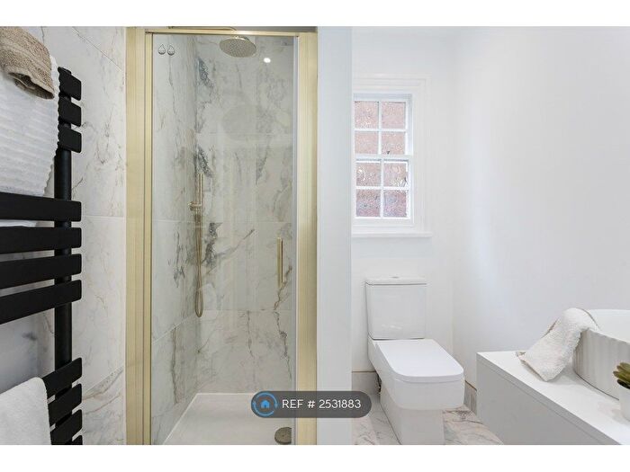 1 Bedroom Flat To Rent In Tanner Row, York, YO1