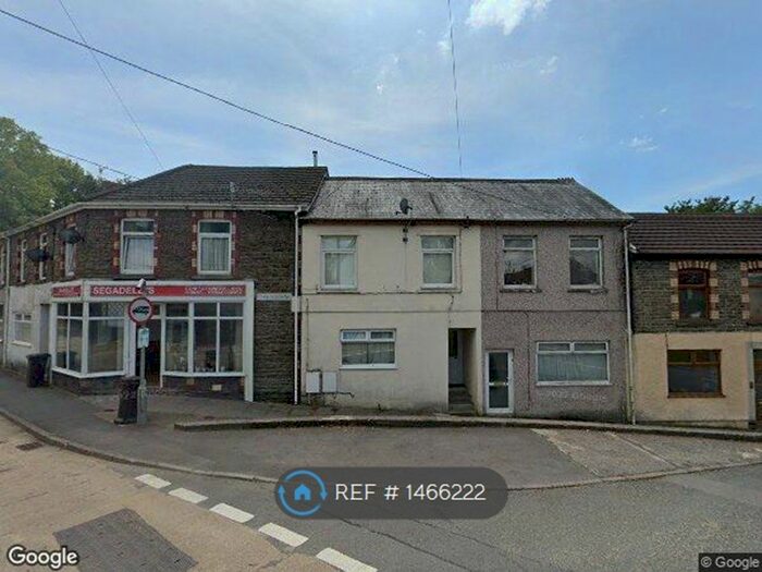 2 Bedroom Flat To Rent In The Square, Crynant, Neath, SA10